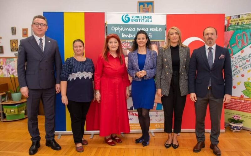 Büyükelçi Özgür Kıvanç Altan: “Tercihim Türkçe Programı ile Okul Sayısı 16’ya Yükseldi”